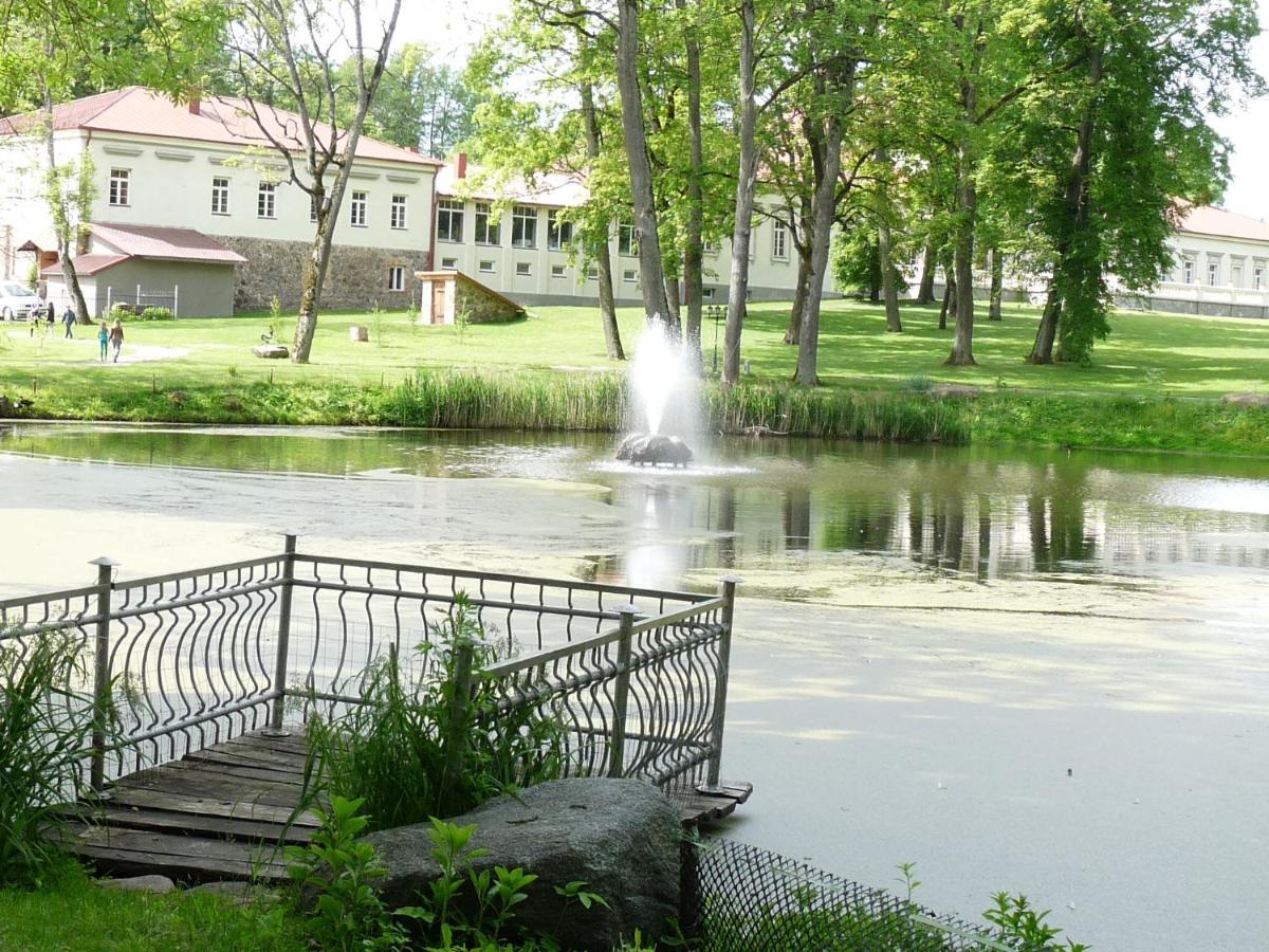 Taujenu Dvaro Sveciu Namai Taujenai Экстерьер фото