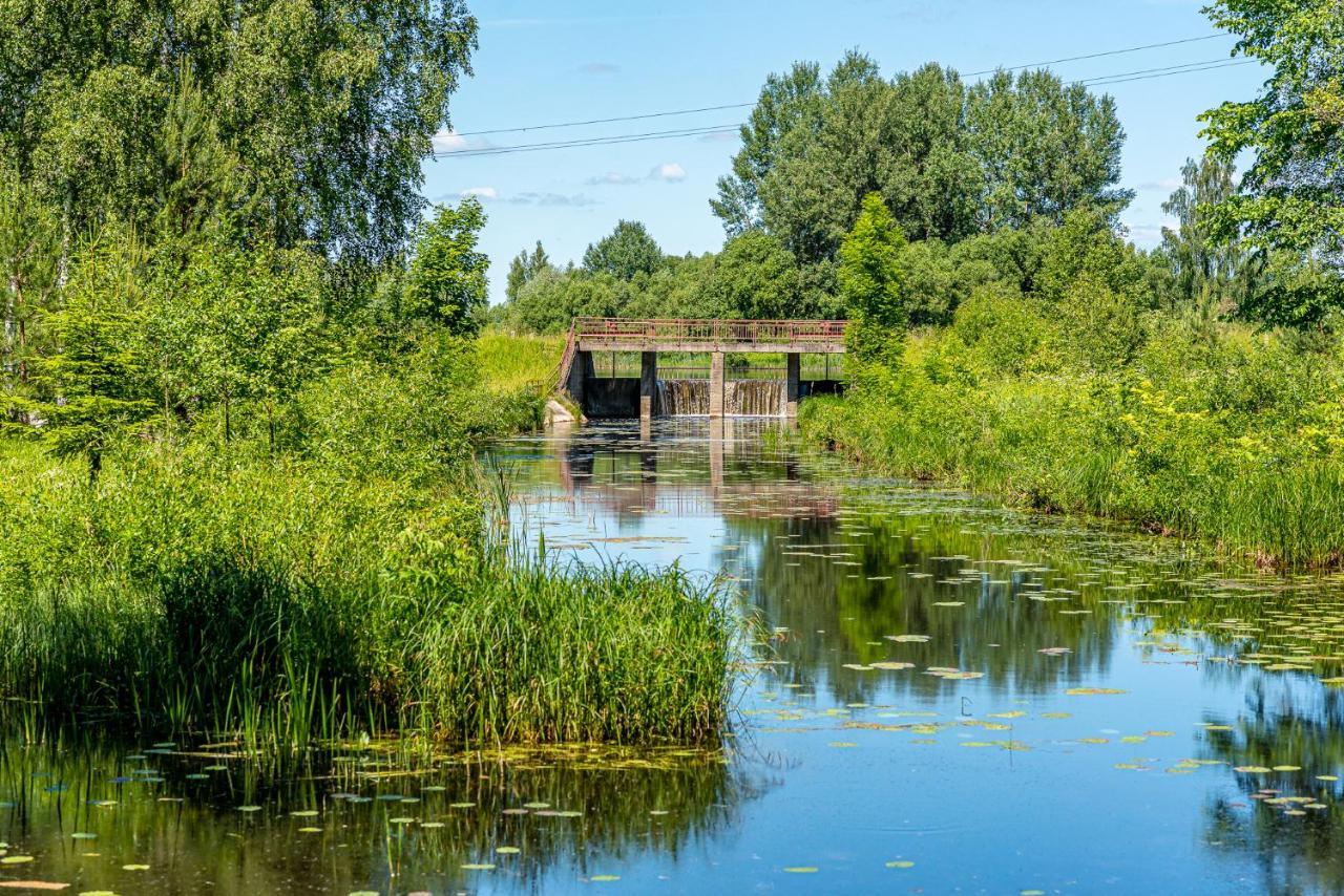 Taujenu Dvaro Sveciu Namai Taujenai Экстерьер фото